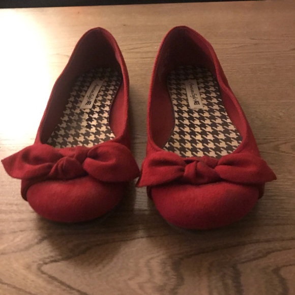 American Eagle By Payless Shoes - Red flats